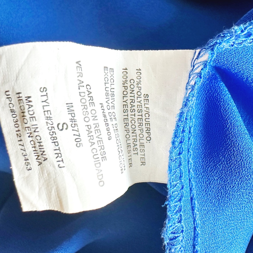 Takara • Cobalt Blue Lace Trim Sleeveless Flowy Coquette Cottagecore Floral Top - Picture 6 of 6